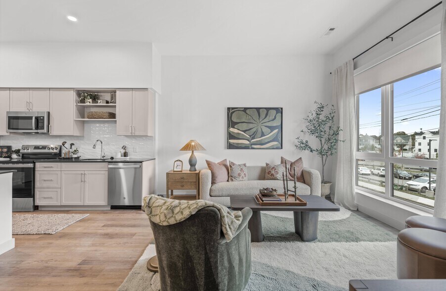 More Photos Of 266 Canal St, Salem Apartments For Lease