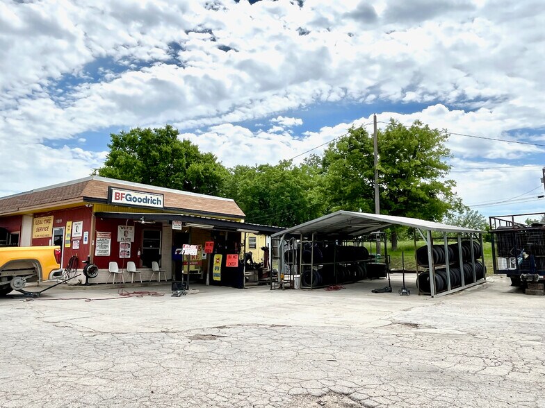 More Photos Of 11019 US Highway 290 E, Manor Lodge Meeting Hall For Sale