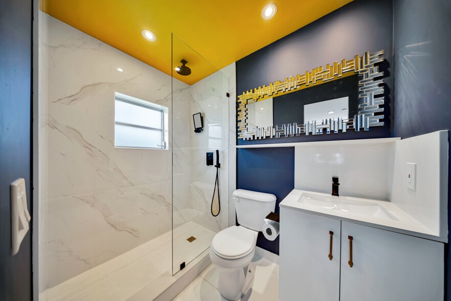 More Photos Of 7411 Carlyle Ave, Miami Beach Apartments For Sale