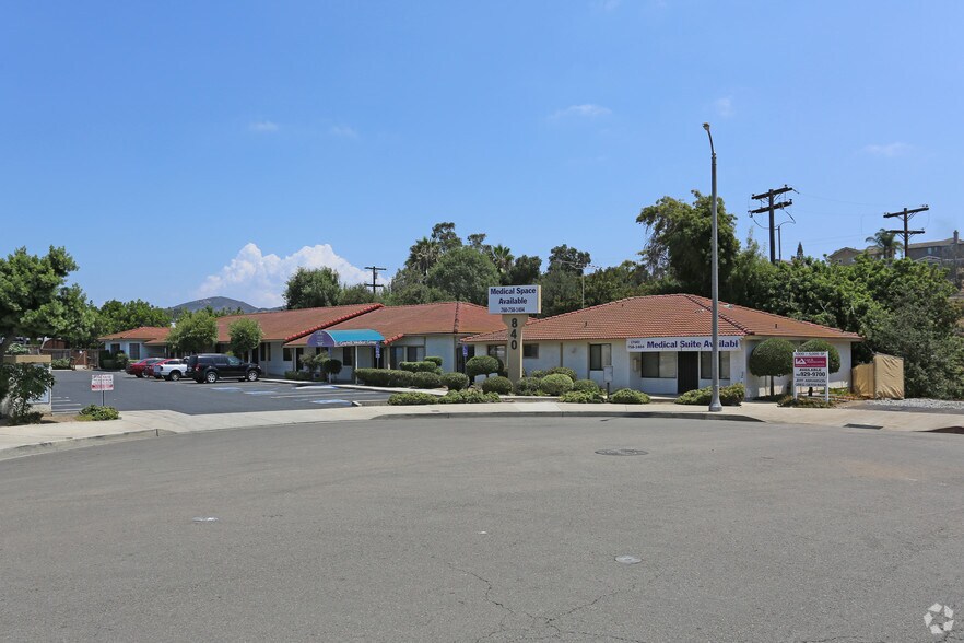 Primary Photo Of 840-854 Townsite Dr, Vista Medical For Lease