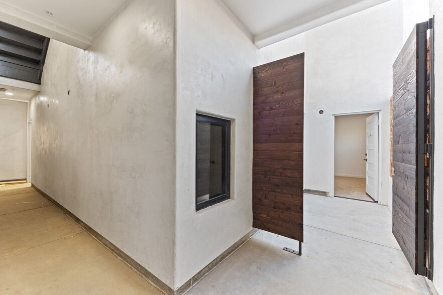 More Photos Of 21 Lalo Way, Tucson Multifamily For Sale