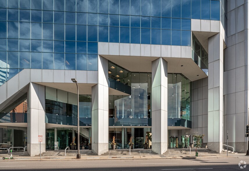 More Photos Of 222 S 9th St, Minneapolis Office For Lease