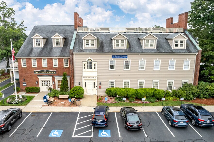 More Photos Of 161 S Main St, Middleton Medical For Lease