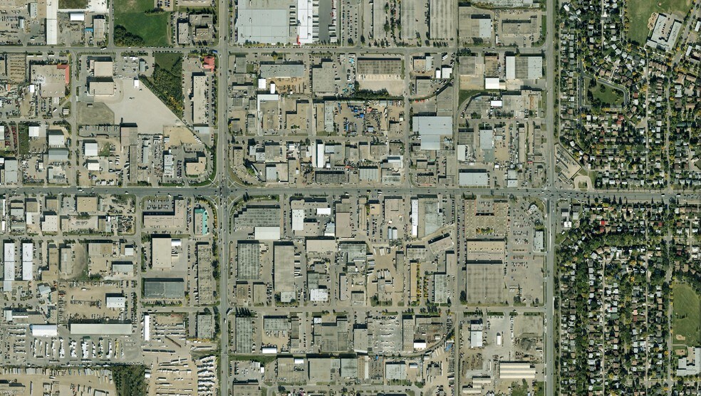 More Photos Of 14535 118th Ave NW, Edmonton Office Residential For Lease