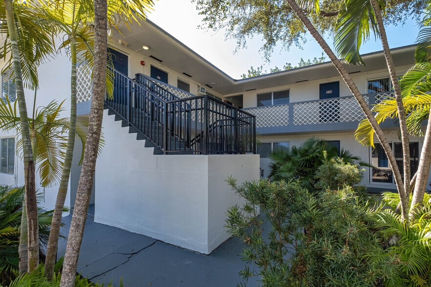 More Photos Of 13025 Emerald Dr, North Miami Apartments For Sale