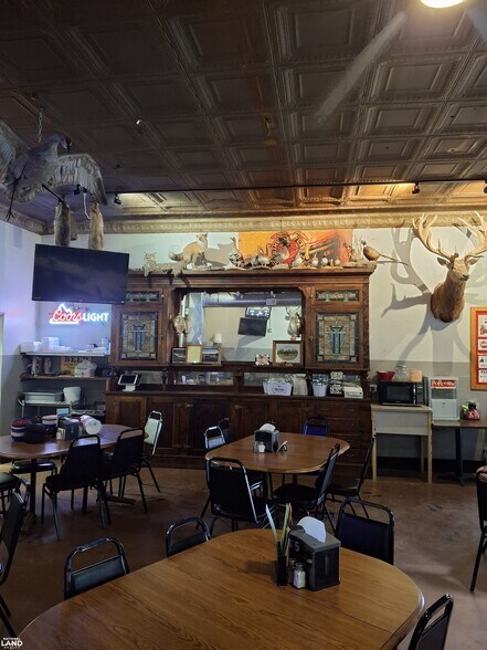More Photos Of 417 G St, Central City General Retail For Sale