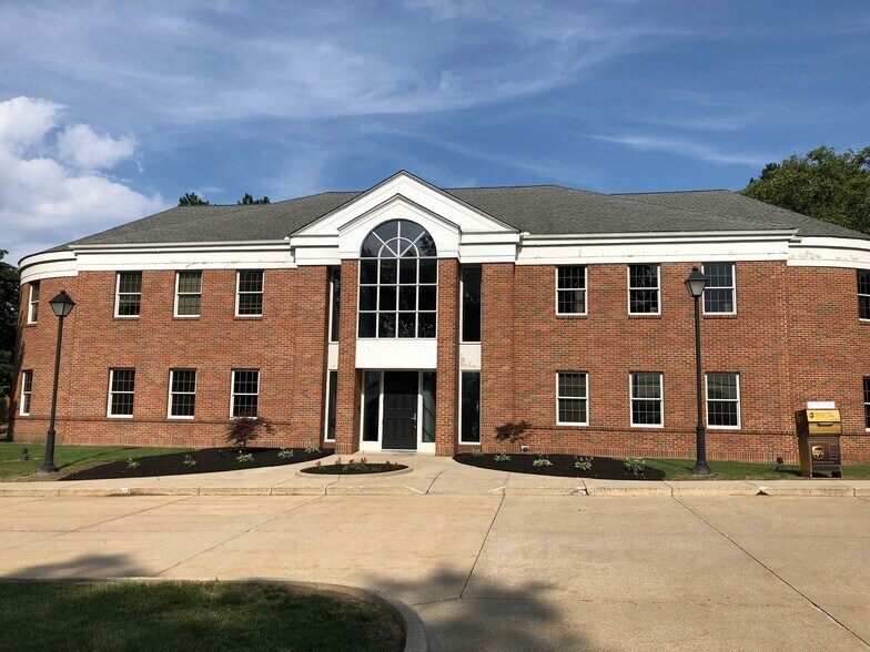 More Photos Of 123 S Miller Rd, Akron Office For Lease