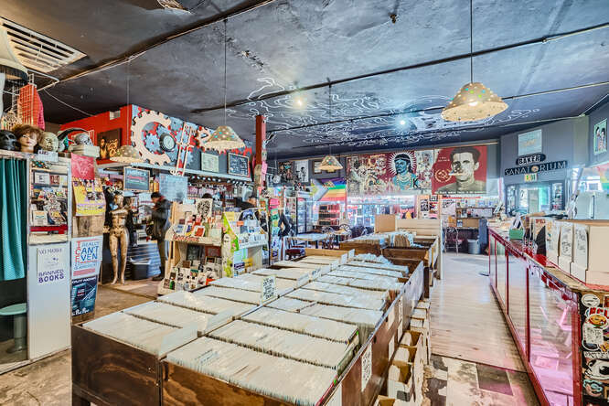 More Photos Of 2-14 S Broadway, Denver Storefront For Sale