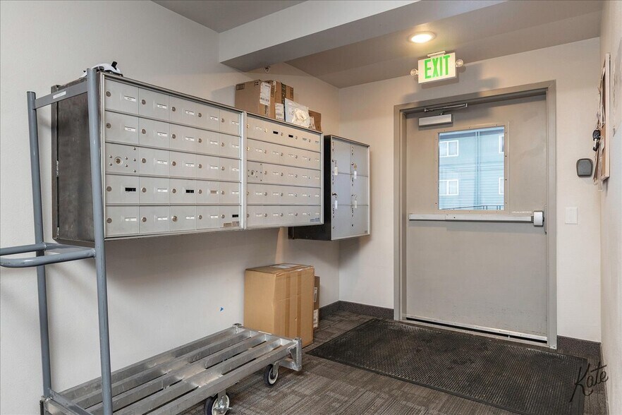 More Photos Of 1533 Lacey St, Fairbanks Apartments For Sale