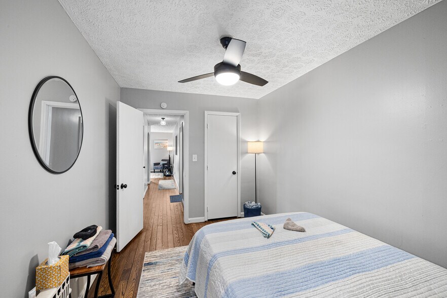 More Photos Of 201 3rd St, Fairport Harbor Hospitality For Sale