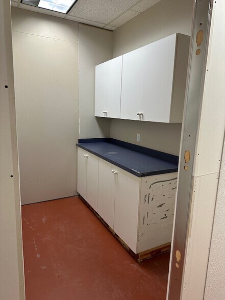 More Photos Of 10310 124th St NW, Edmonton Storefront Retail Office For Lease