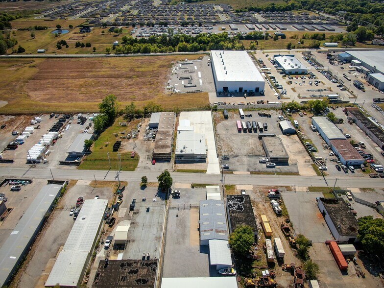 More Photos Of 1109 E Memphis St, Broken Arrow Religious Facility For Lease