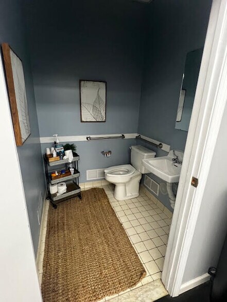 More Photos Of 110 Halstead St, Rochester Warehouse For Lease