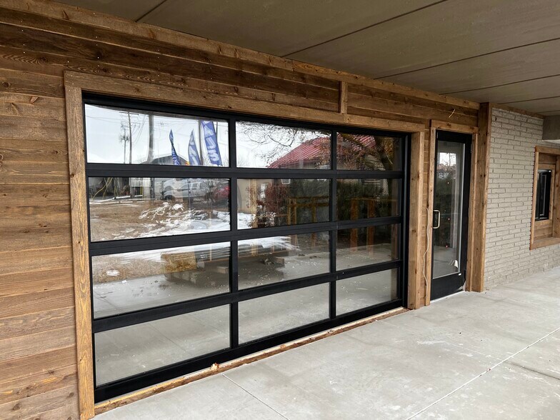 More Photos Of 110 N Orchard St, Boise Veterinarian Kennel For Sale