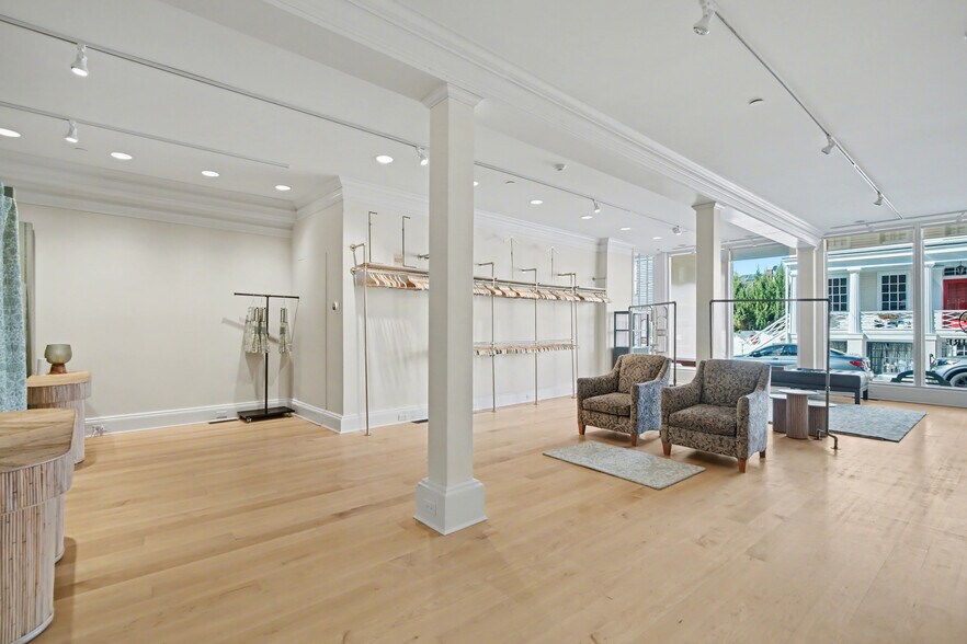 More Photos Of 145 Water St, Stonington Storefront Retail Office For Sale