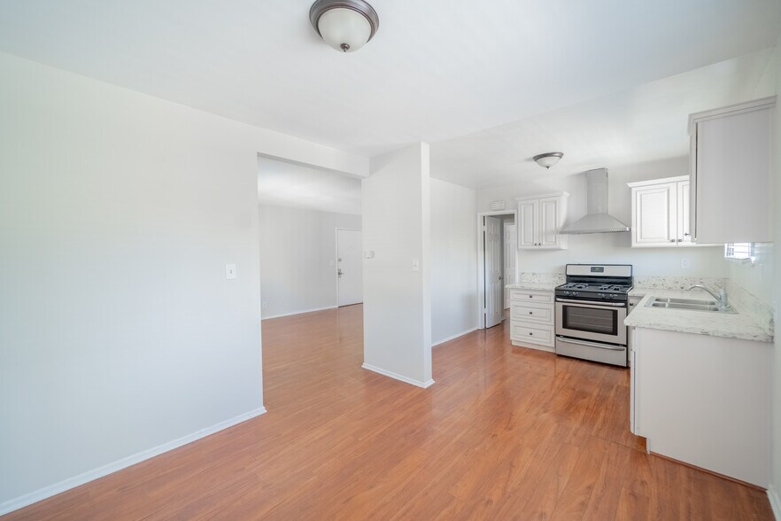 More Photos Of 610 N Oakland Ave, Pasadena Apartments For Sale