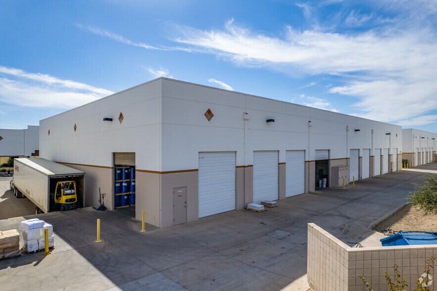 More Photos Of 3602 E Southern Ave, Phoenix Warehouse For Lease