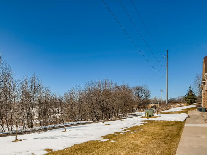 More Photos Of 7975 Stone Creek Dr, Chanhassen Office For Sale