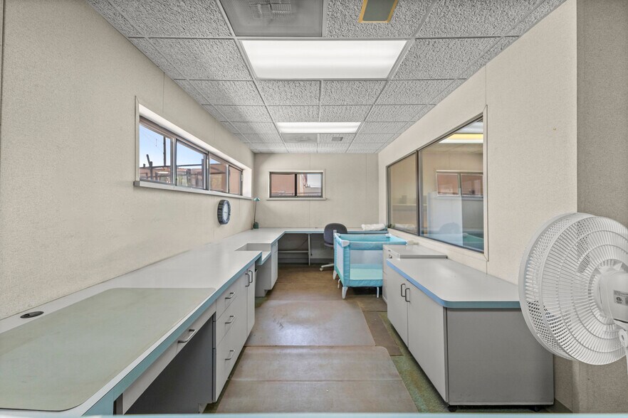 More Photos Of 16136 White Ave, Allen Park Warehouse For Sale