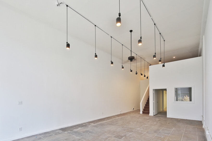 More Photos Of 5630 Melrose Ave, Los Angeles Storefront Retail Office For Lease