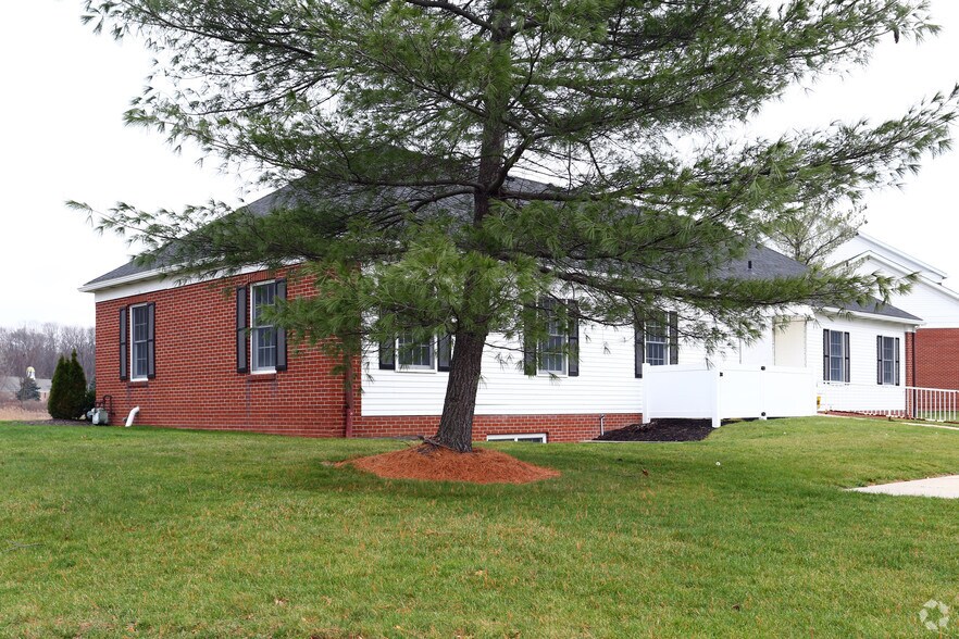 More Photos Of 1892 Georgetown Rd, Hudson Medical For Lease