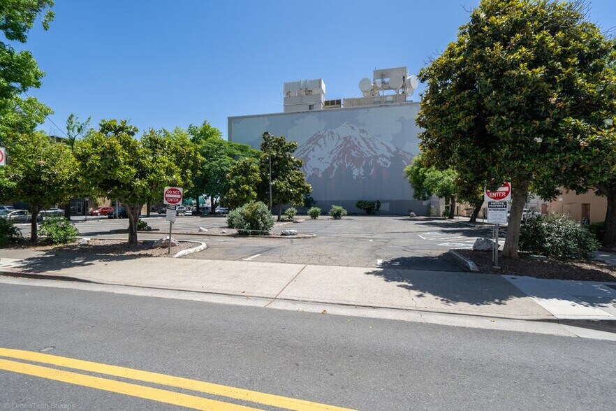 More Photos Of 1335 Yuba St, Redding Land For Sale