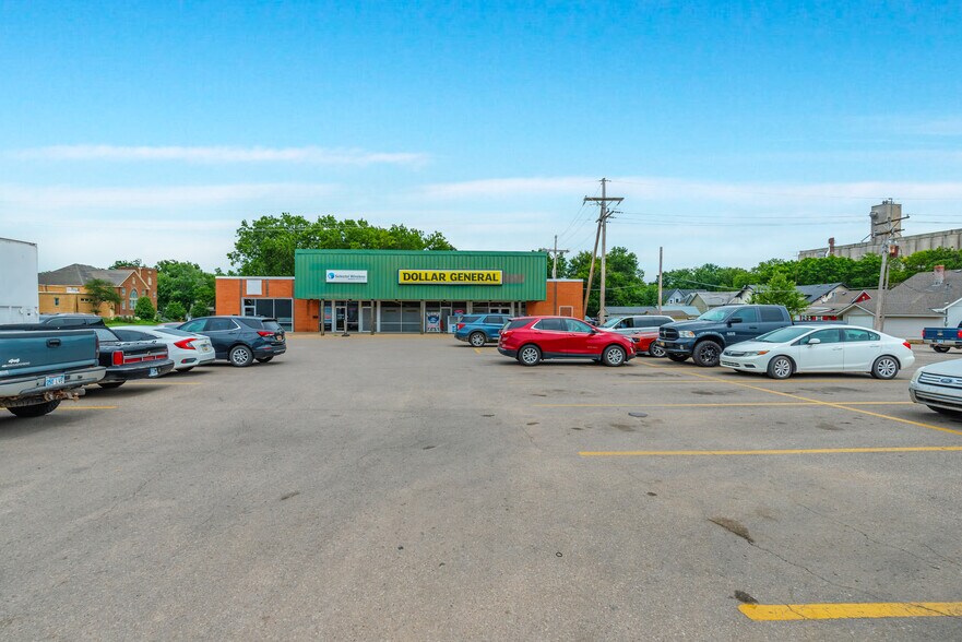 More Photos Of 409 N Buckeye Ave, Abilene Freestanding For Lease