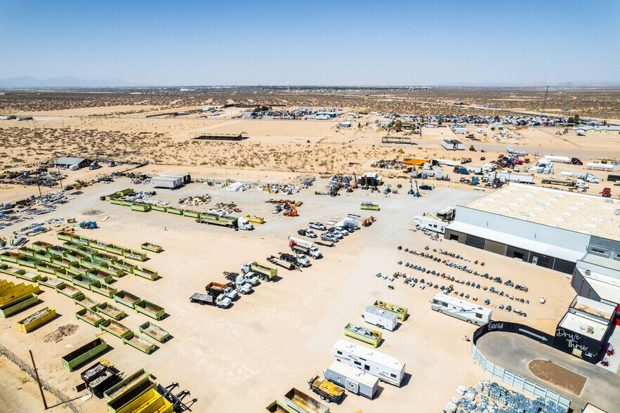More Photos Of 1381 Darrington Rd, El Paso Industrial For Sale
