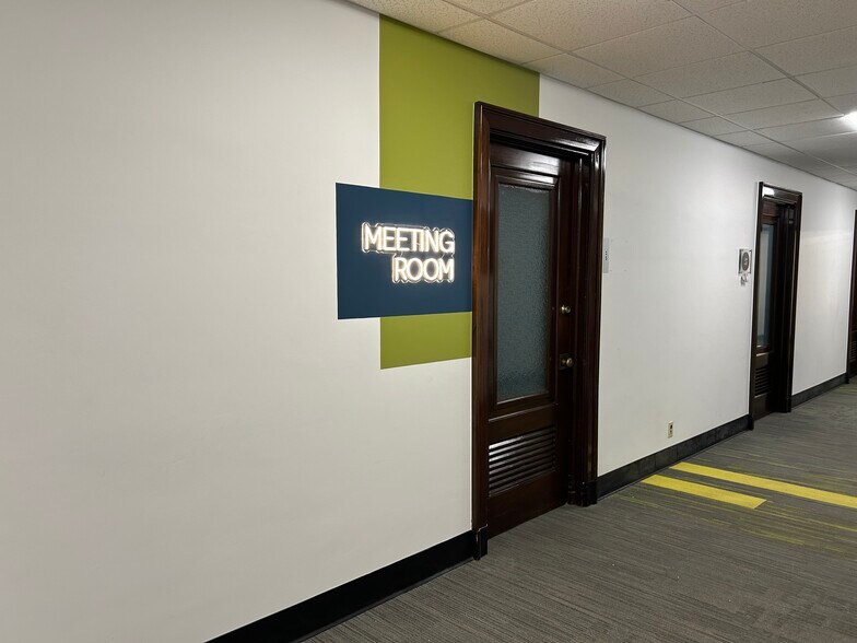 More Photos Of 313 W Liberty St, Lancaster Office For Lease