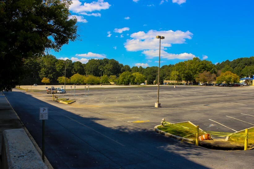 More Photos Of 2731 Candler Rd, Decatur General Retail For Lease