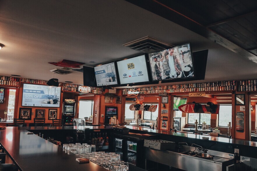 More Photos Of 32138 Highway 72, Golden Restaurant For Sale