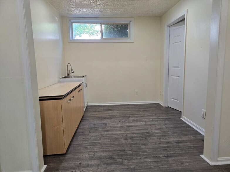 More Photos Of 1142-1148 Walker Rd, Great Falls Medical For Sale