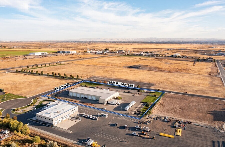 More Photos Of 382 American Ave, Jerome Warehouse For Lease