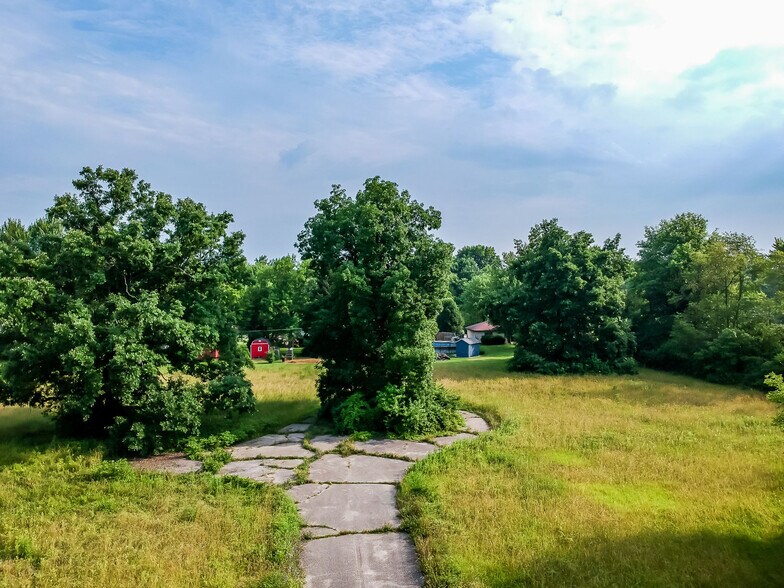 More Photos Of 0 Oak CT, Anderson Land For Sale