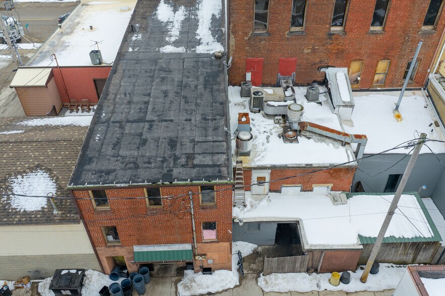 More Photos Of 127 S Broadway St, New Philadelphia Storefront Retail Office For Sale