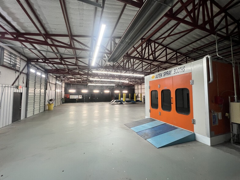 More Photos Of 2308 Icenhour Ct, Lenoir Industrial For Lease