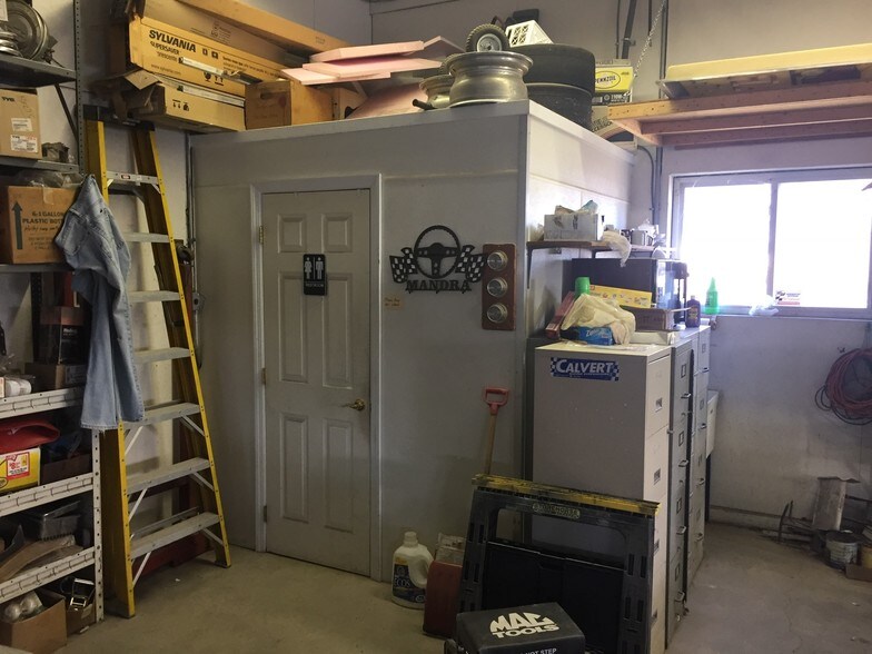 More Photos Of 1499 E Philadelphia Ave, Gilbertsville Storefront Retail Residential For Sale