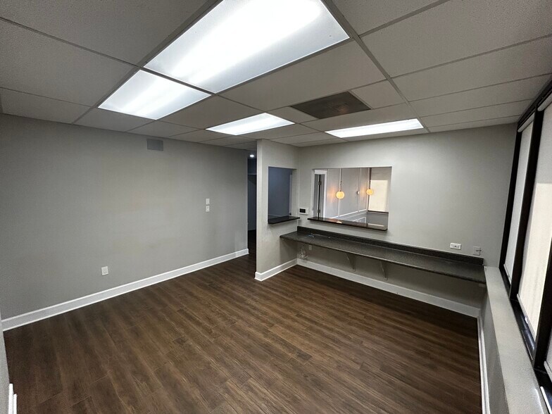 More Photos Of 1831 N Belcher Rd, Clearwater Office For Lease