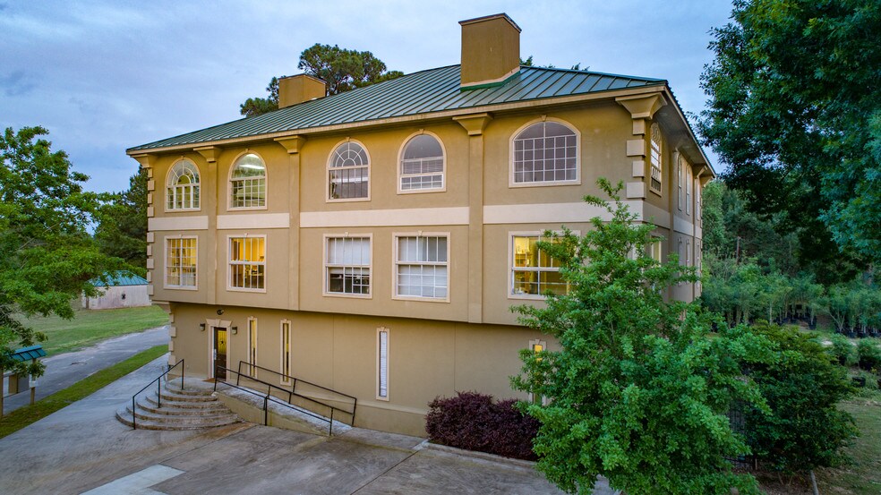 More Photos Of 28250 Fm-2978, Magnolia Medical For Lease