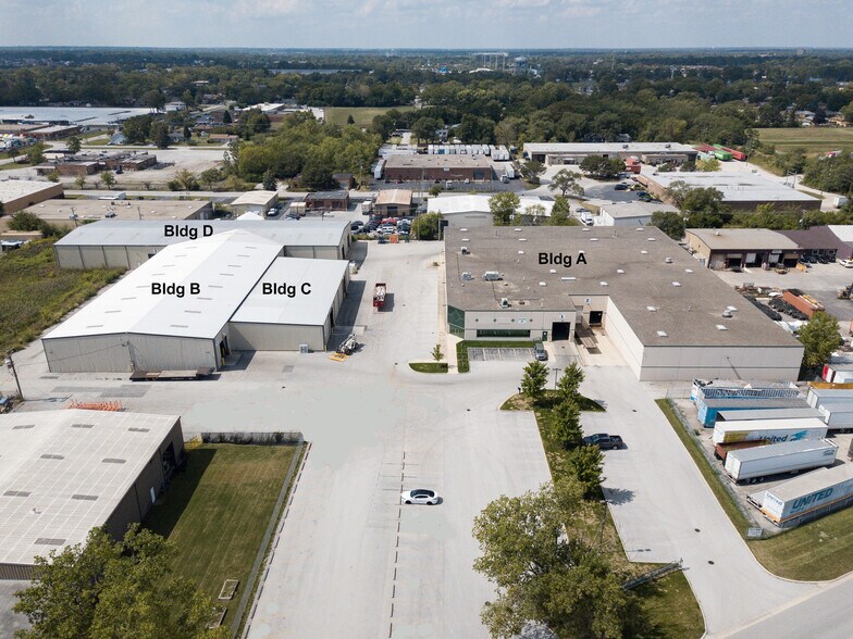 More Photos Of 16500 Vincennes Ave, South Holland Warehouse For Sale