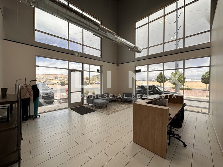 More Photos Of 1212 E Venture Dr, St George Warehouse For Lease