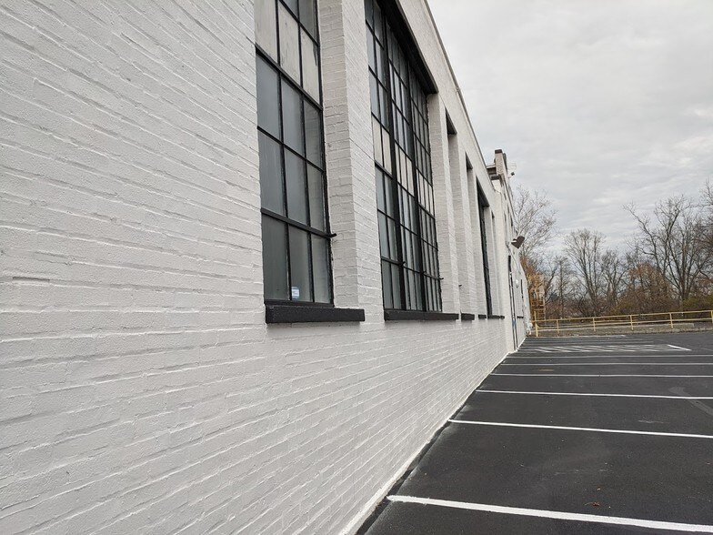 More Photos Of 1210 Stanbridge St, Norristown Warehouse For Lease