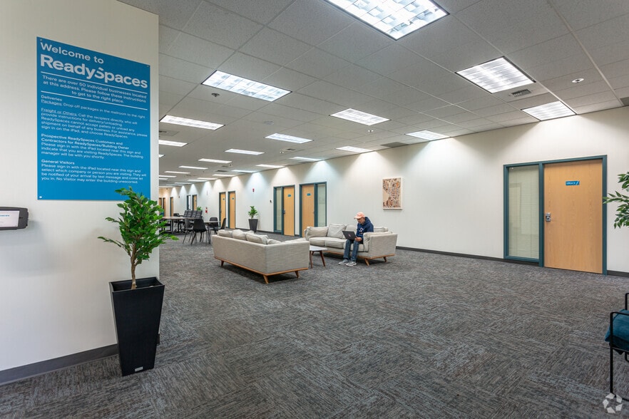 More Photos Of 1101 SW 16th St, Renton Warehouse For Lease