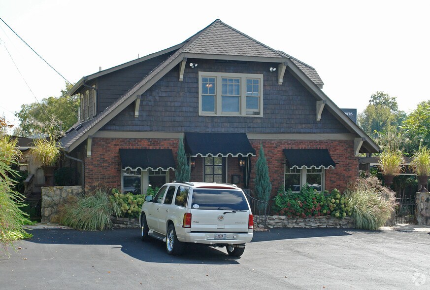 More Photos Of 707 Inverness Ave, Nashville Restaurant For Sale