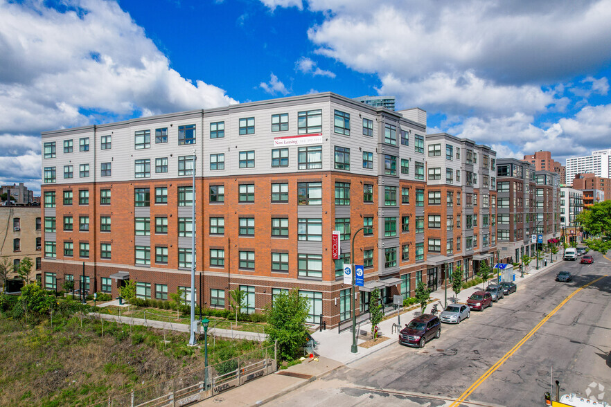 Primary Photo Of 1500 Nicollet Ave S, Minneapolis Apartments For Lease