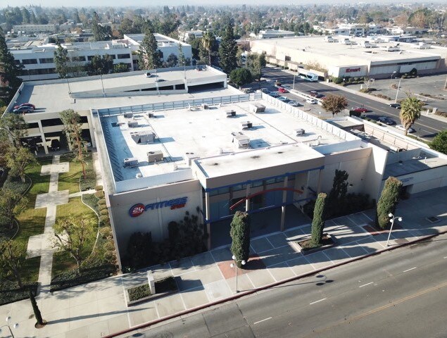 More Photos Of 1530 W West Covina Pky, West Covina Health Club For Lease