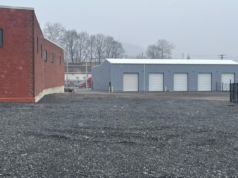 More Photos Of 430 N 3rd St, Reading Land For Lease