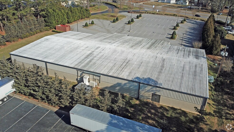 More Photos Of 5300 Fayetteville Rd, Raleigh Flex For Lease