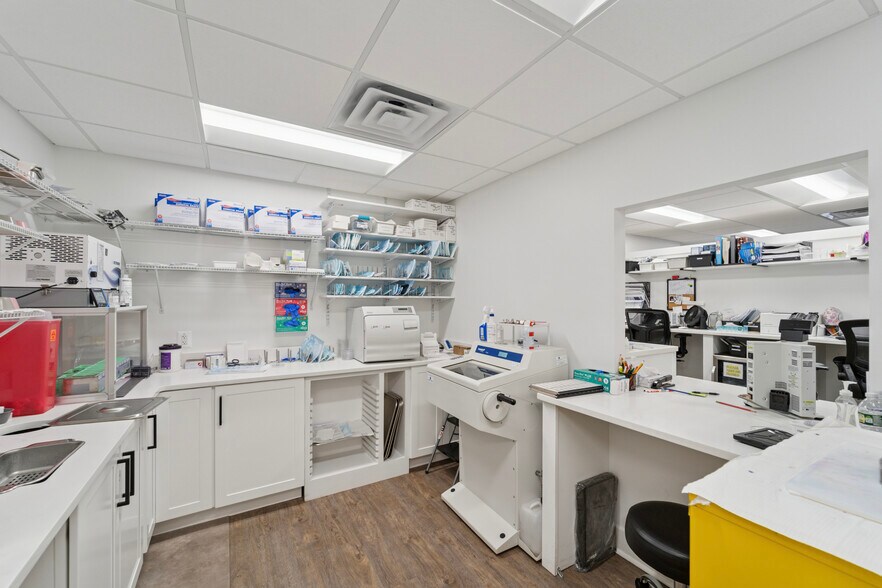 More Photos Of 2301 E Evesham Rd, Voorhees Medical For Lease