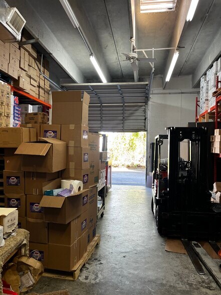 More Photos Of 10267-10297 NW 46th St, Sunrise Warehouse For Sale